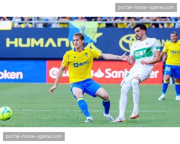 事件通讯：从领先到被逆转，埃尔切主帅赛后质疑球队战术执行力